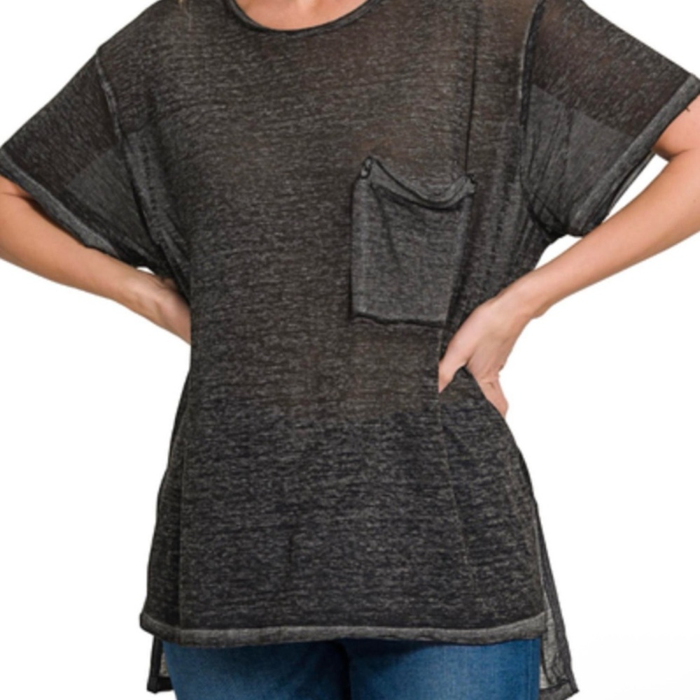 Zenana Short Sleeve Melange Burnout Pocket Tee in ash black size l/xl